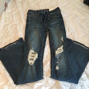 NWT American eagle size 4 long flare jeans